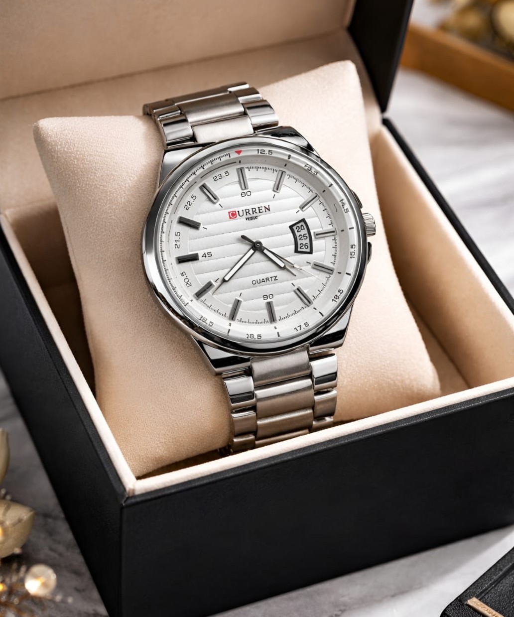 CURREN 8375 Luxury Stainless Steel Analog Watch with Date Display for Men